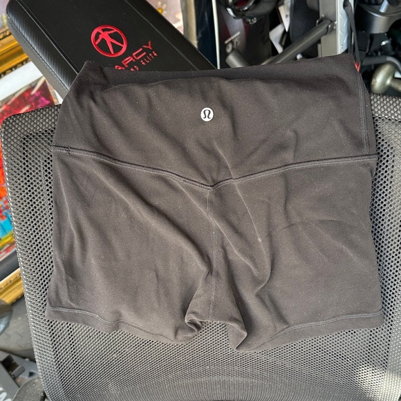 lululemon athletica Black Athletic Shorts NWOT - Picture 2 of 5